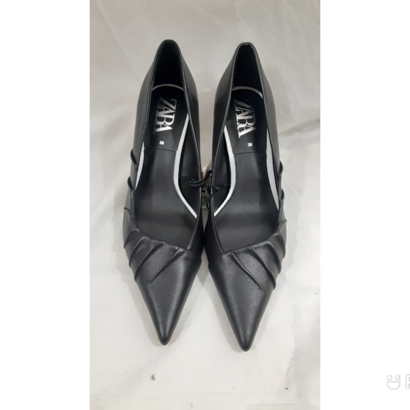 Zara Black Heels🖤 - Picture 1 of 10